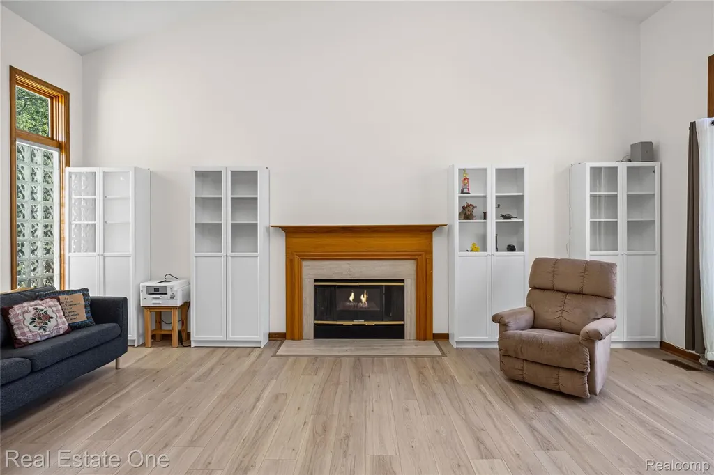11153 Fieldcrest Meadows Court White Lake Charter Township MI 48386