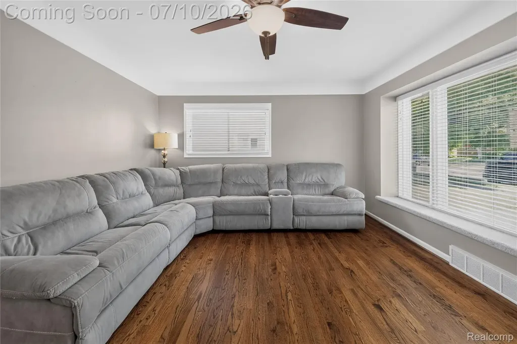3034 Concord Street Trenton City MI 48183