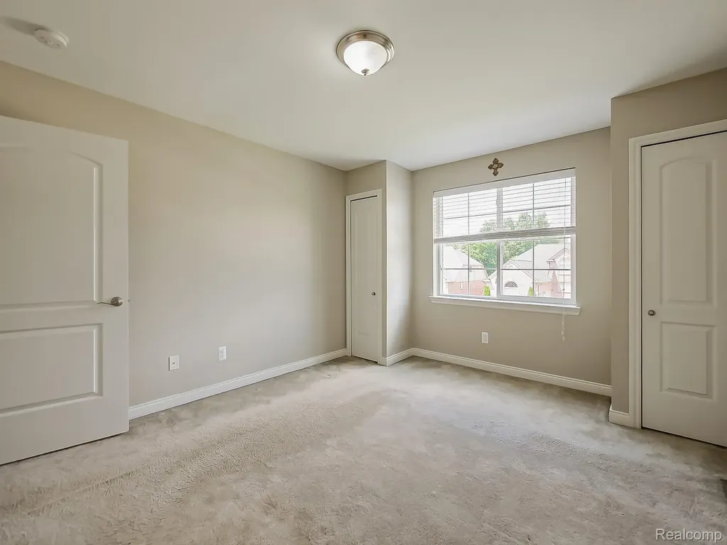 6960 Norway Drive Troy City MI 48085
