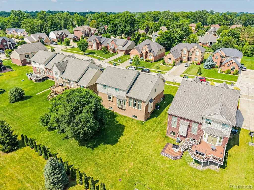 6960 Norway Drive Troy City MI 48085