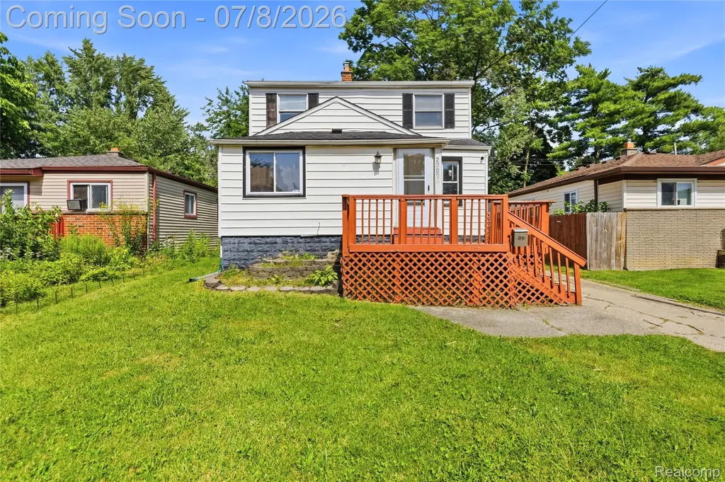 23074 Powell Avenue Hazel Park City MI 48030