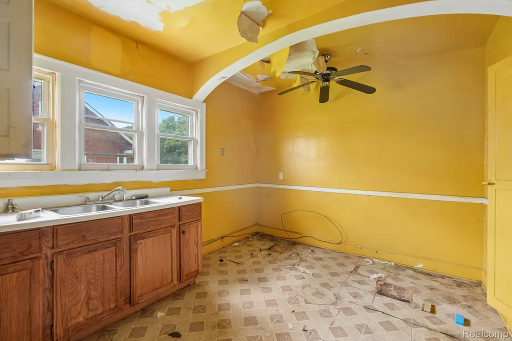 2981 Richton Street Detroit City MI 48206