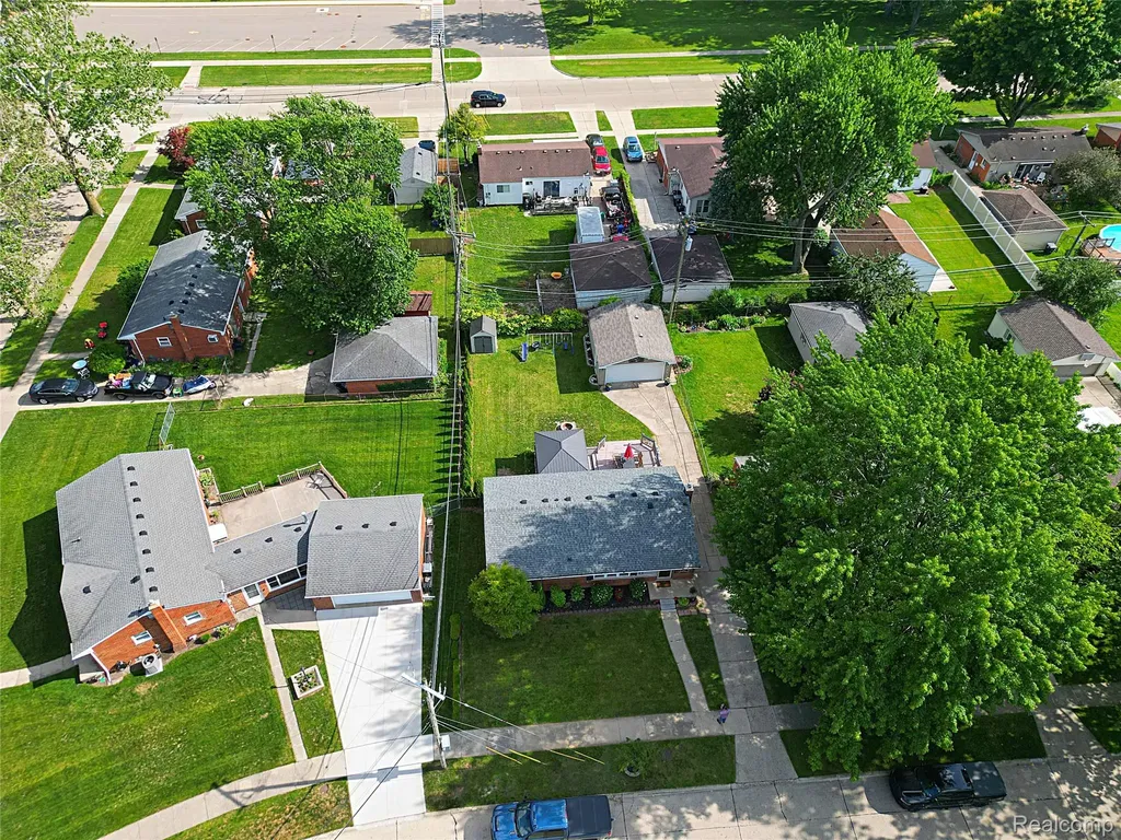 32125 Oakley Street Livonia City MI 48154