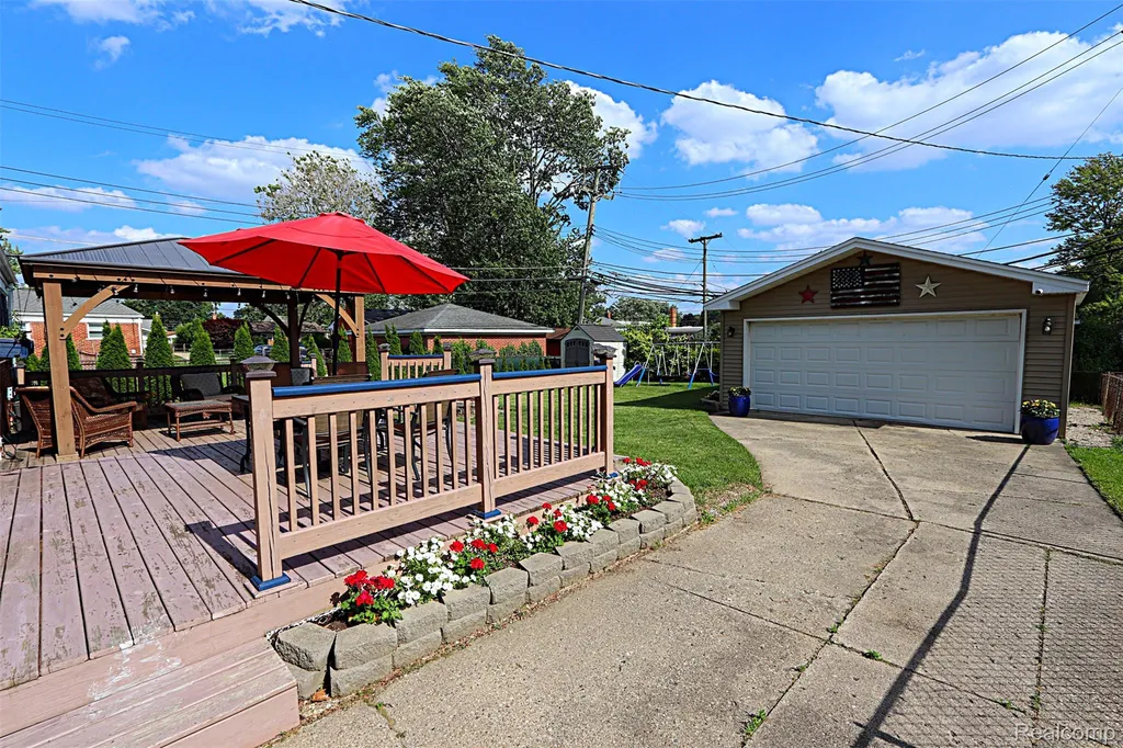 32125 Oakley Street Livonia City MI 48154