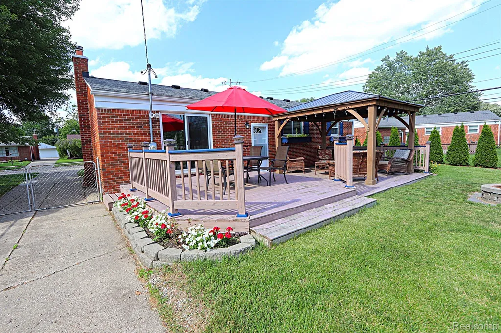 32125 Oakley Street Livonia City MI 48154