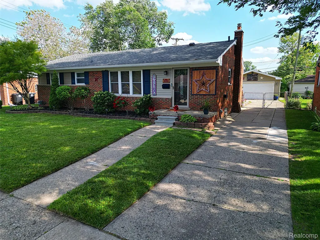 32125 Oakley Street Livonia City MI 48154