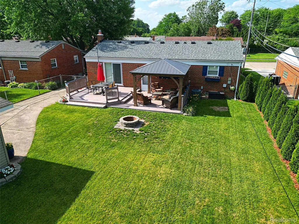 32125 Oakley Street Livonia City MI 48154