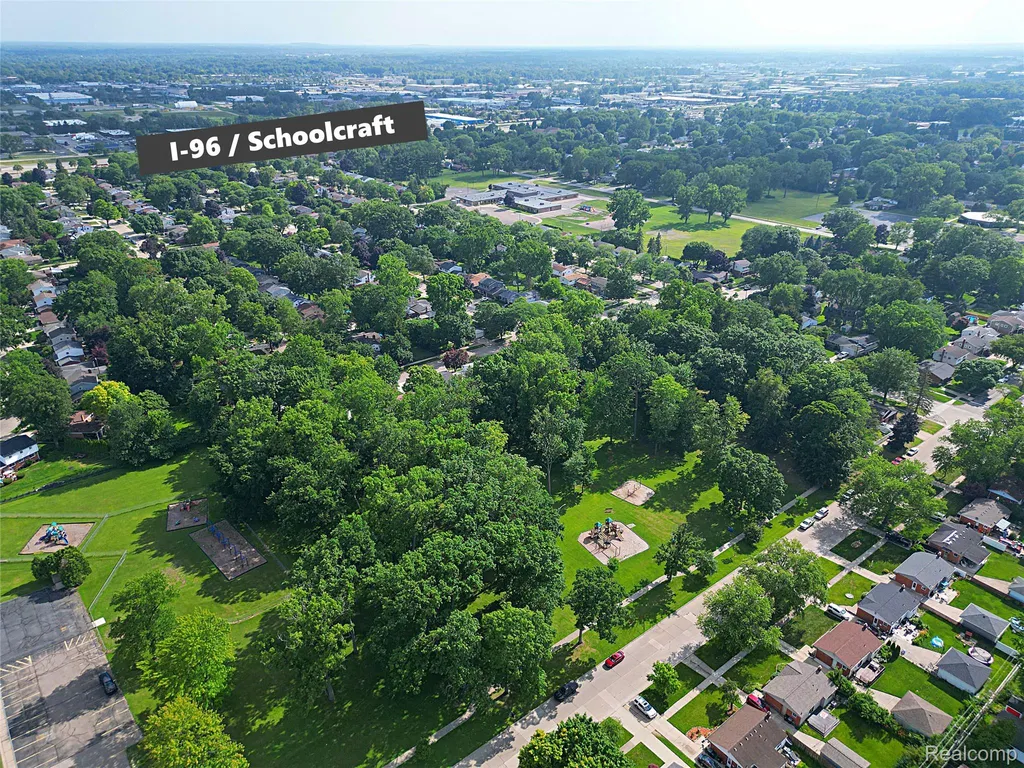 32125 Oakley Street Livonia City MI 48154