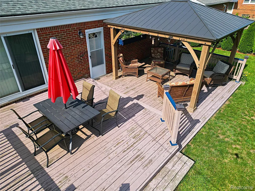 32125 Oakley Street Livonia City MI 48154