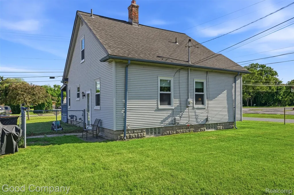 4415 Auburn Road Shelby Charter Township MI 48317