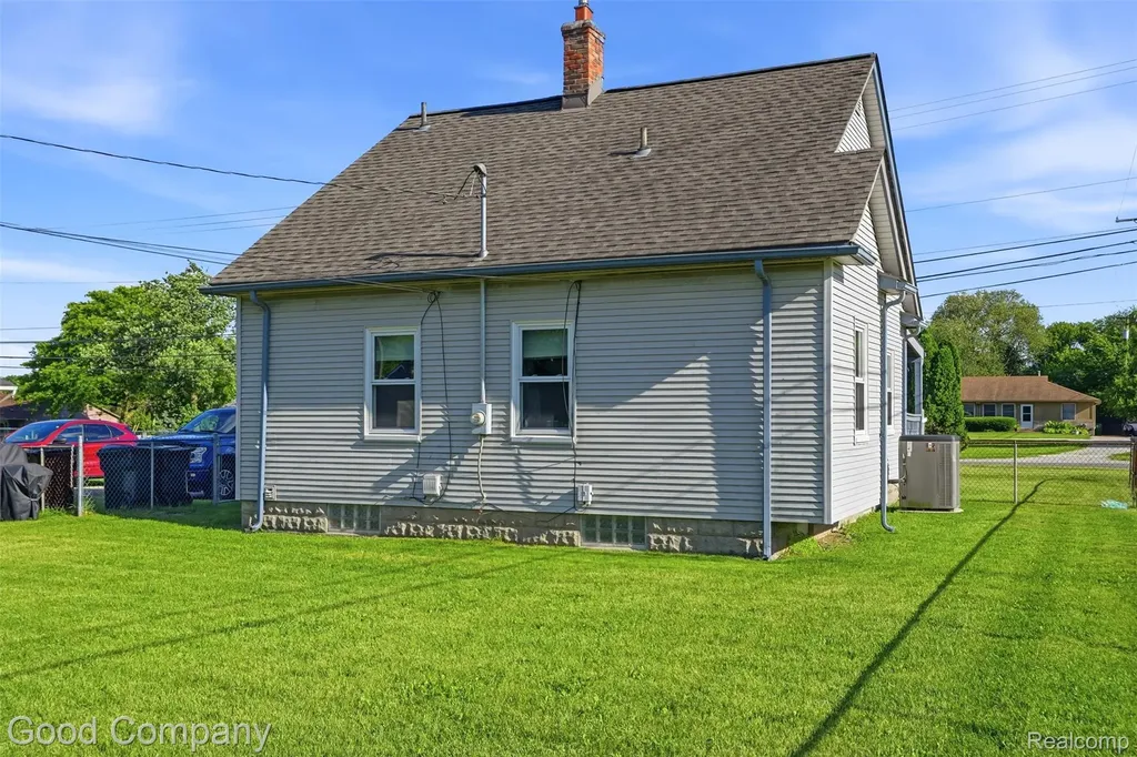 4415 Auburn Road Shelby Charter Township MI 48317