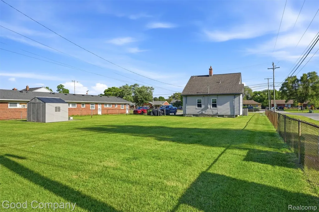 4415 Auburn Road Shelby Charter Township MI 48317