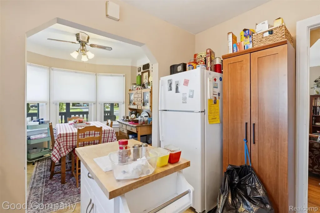 4415 Auburn Road Shelby Charter Township MI 48317