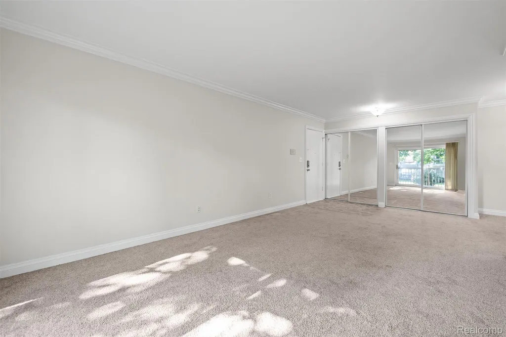 3551 W 14 Mile Road Royal Oak City MI 48073