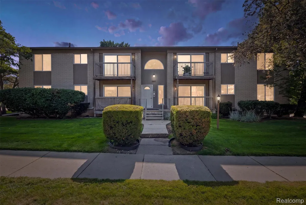 3551 W 14 Mile Road Royal Oak City MI 48073
