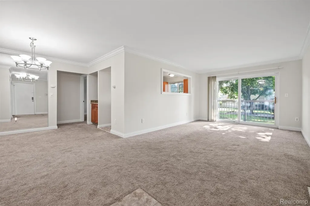 3551 W 14 Mile Road Royal Oak City MI 48073