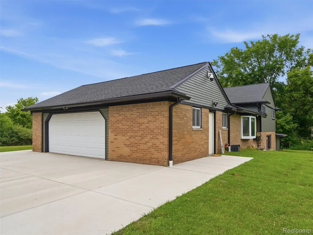 8620 Joey Drive Putnam Township MI 48169