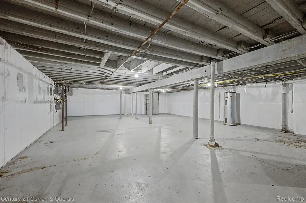 10249 W Jefferson Avenue River Rouge City MI 48218