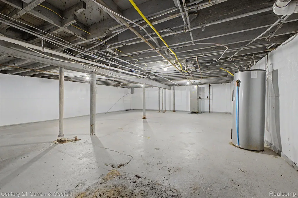 10249 W Jefferson Avenue River Rouge City MI 48218
