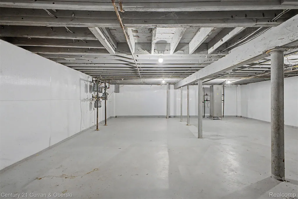 10249 W Jefferson Avenue River Rouge City MI 48218