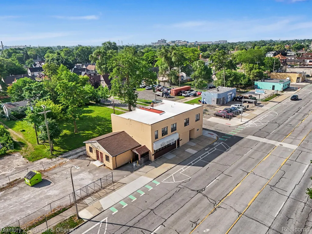 10249 W Jefferson Avenue River Rouge City MI 48218