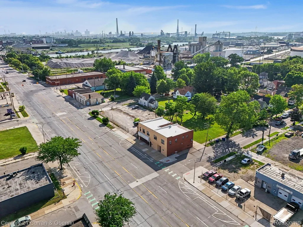 10249 W Jefferson Avenue River Rouge City MI 48218