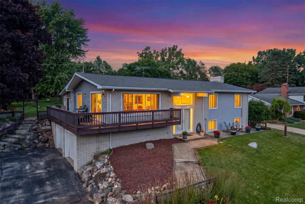 10504 Tamryn Boulevard Rose Township MI 48442