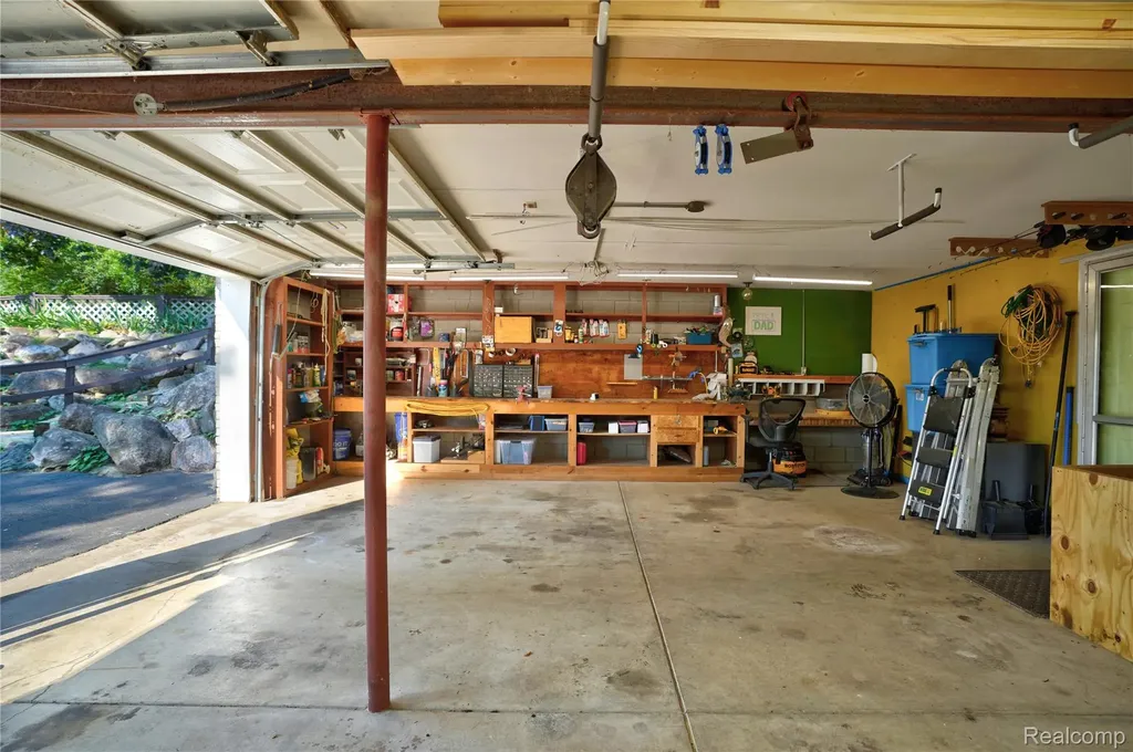 10504 Tamryn Boulevard Rose Township MI 48442