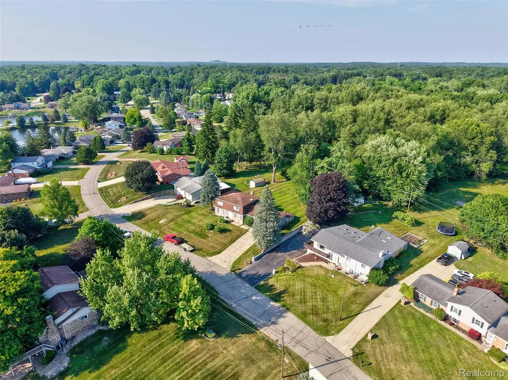 10504 Tamryn Boulevard Rose Township MI 48442