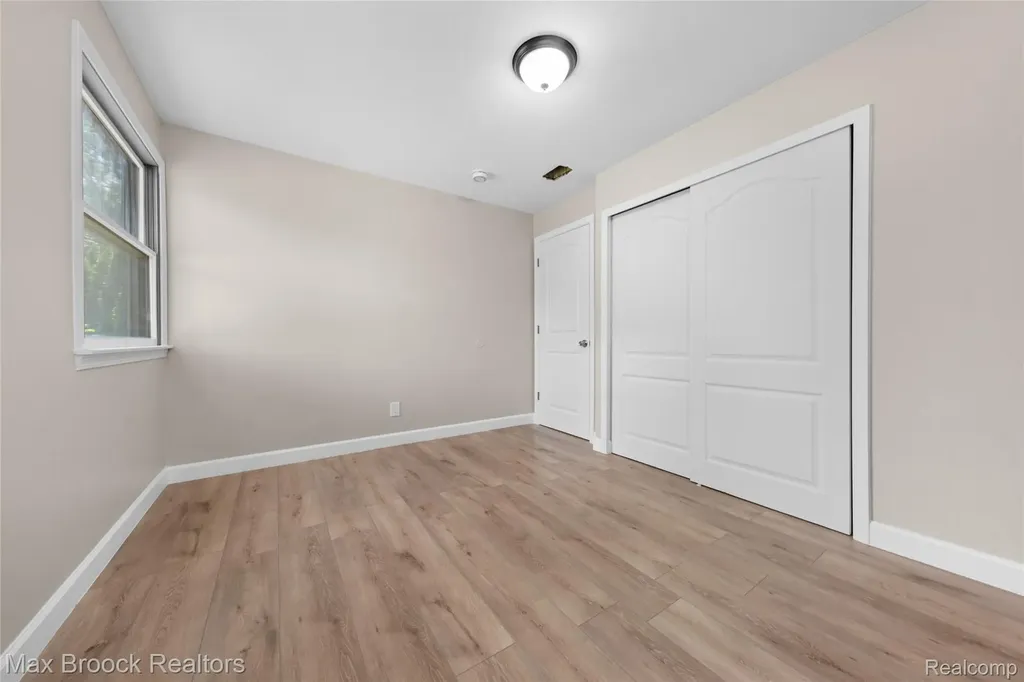 33812 Casco Court Westland City MI 48186