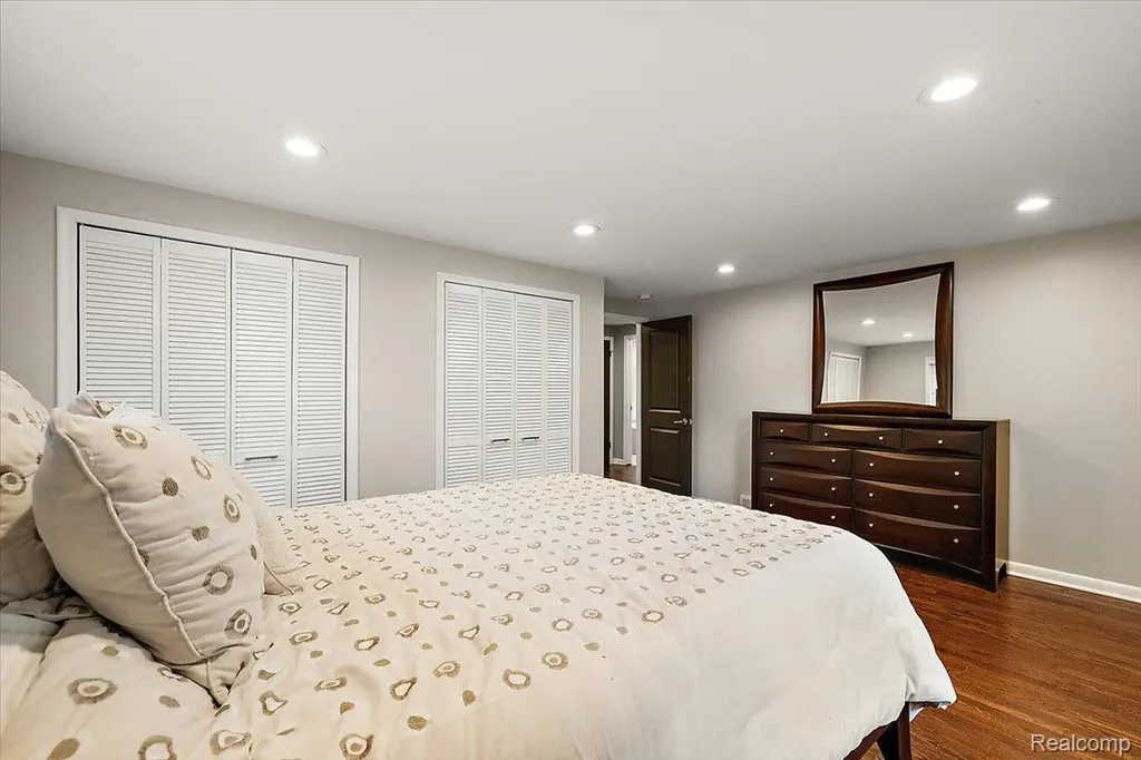 4409 W Orchard Hill Drive Bloomfield Hills City MI 48304