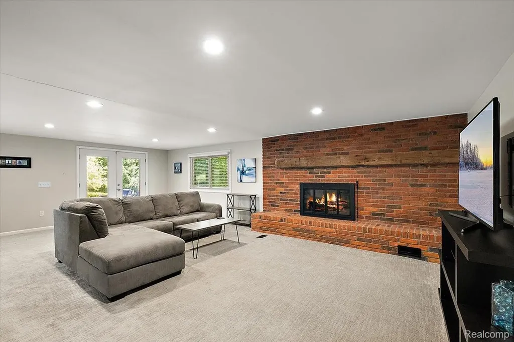 4409 W Orchard Hill Drive Bloomfield Hills City MI 48304