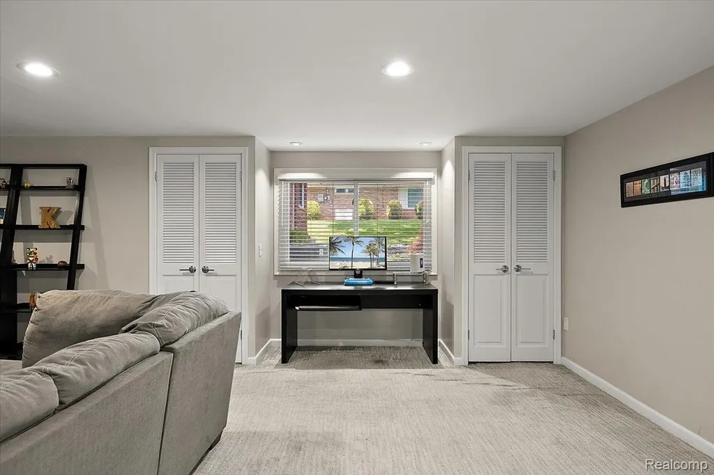 4409 W Orchard Hill Drive Bloomfield Hills City MI 48304
