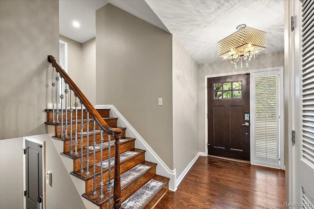 4409 W Orchard Hill Drive Bloomfield Hills City MI 48304