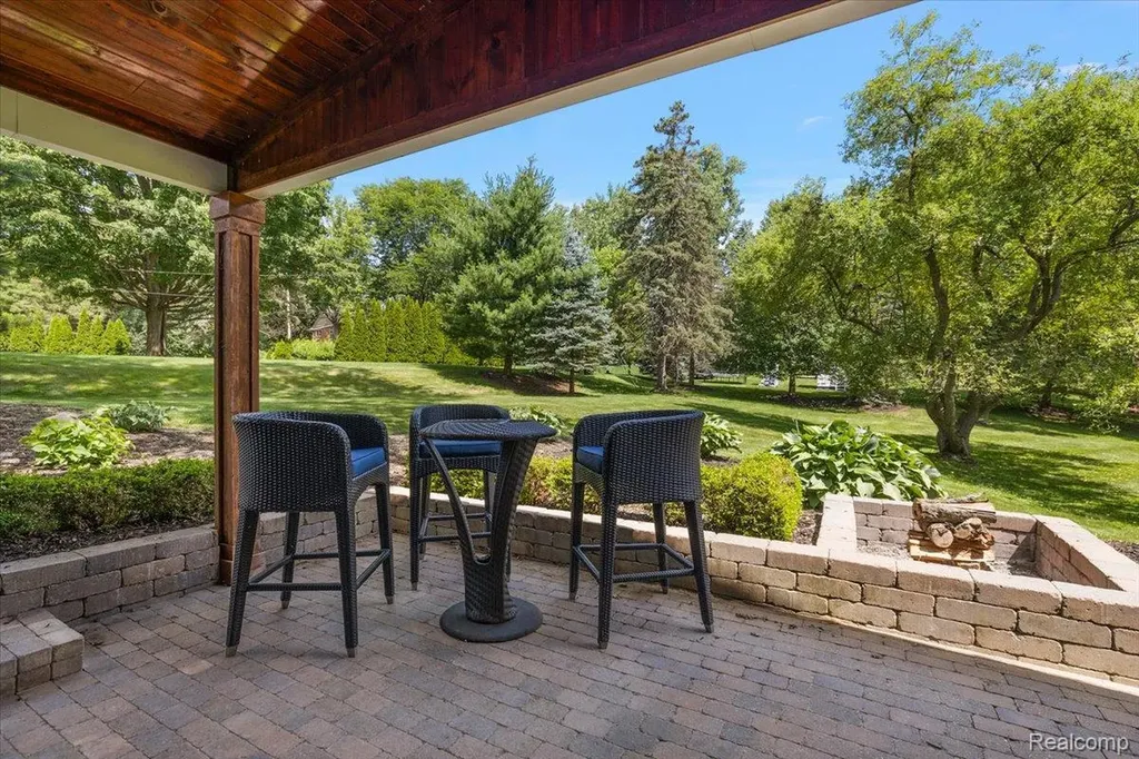 4409 W Orchard Hill Drive Bloomfield Hills City MI 48304