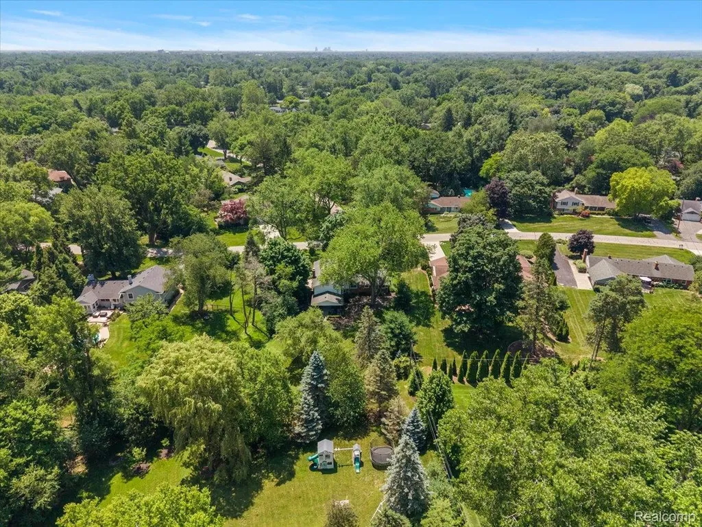 4409 W Orchard Hill Drive Bloomfield Hills City MI 48304
