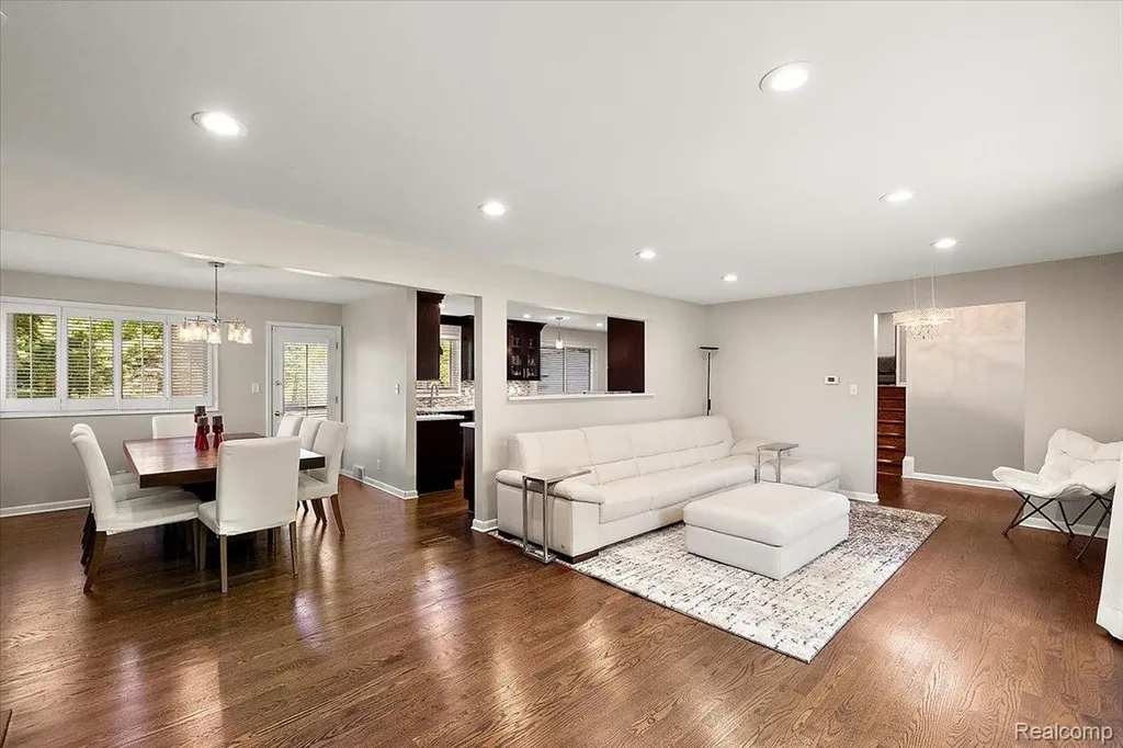 4409 W Orchard Hill Drive Bloomfield Hills City MI 48304