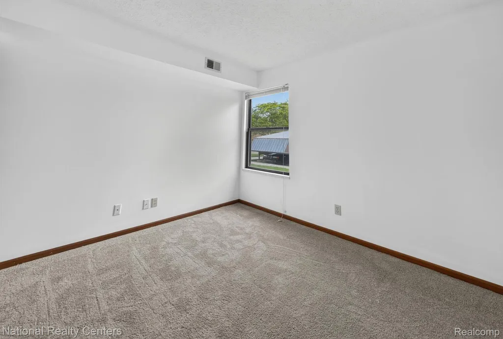 61171 Greenwood Drive South Lyon City MI 48178