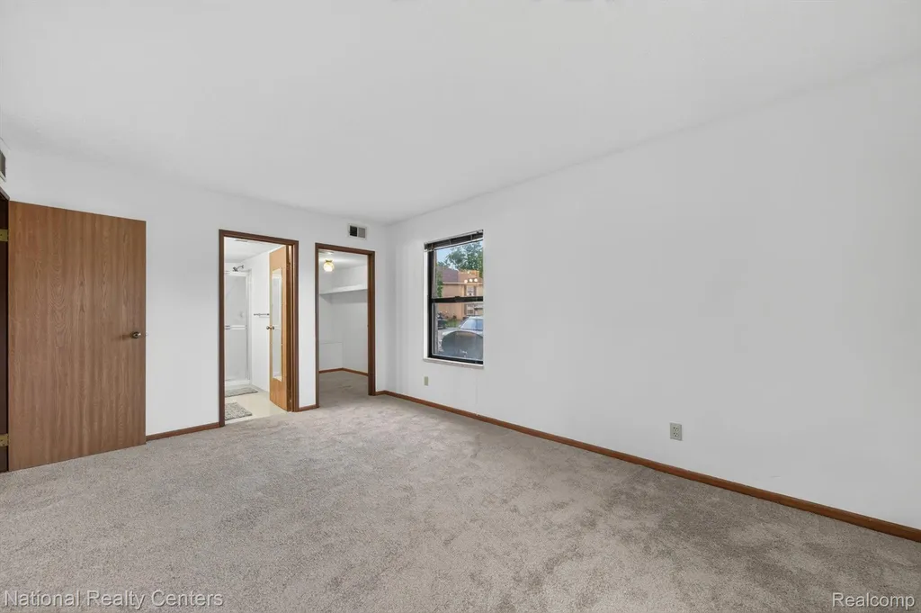 61171 Greenwood Drive South Lyon City MI 48178