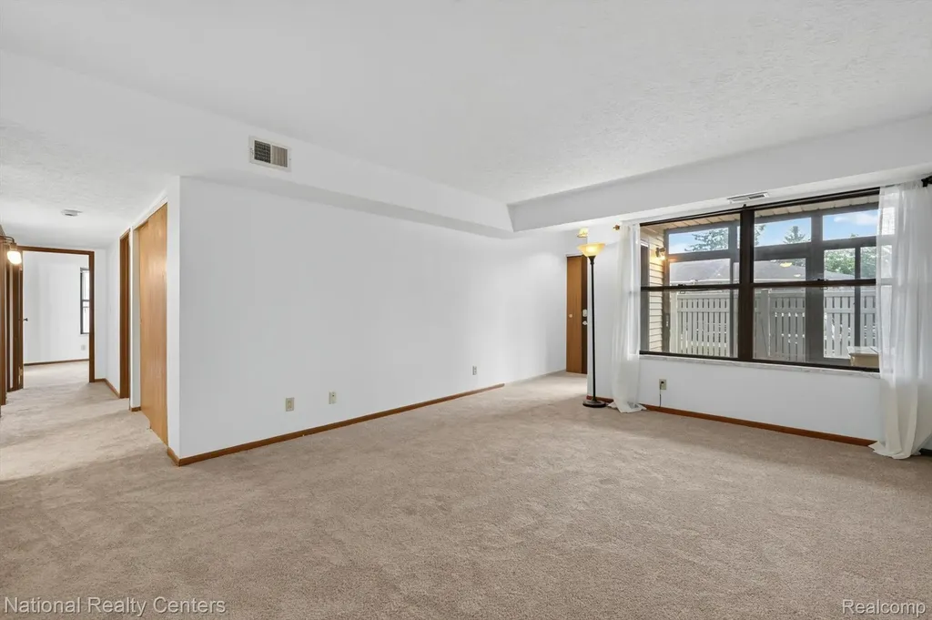 61171 Greenwood Drive South Lyon City MI 48178