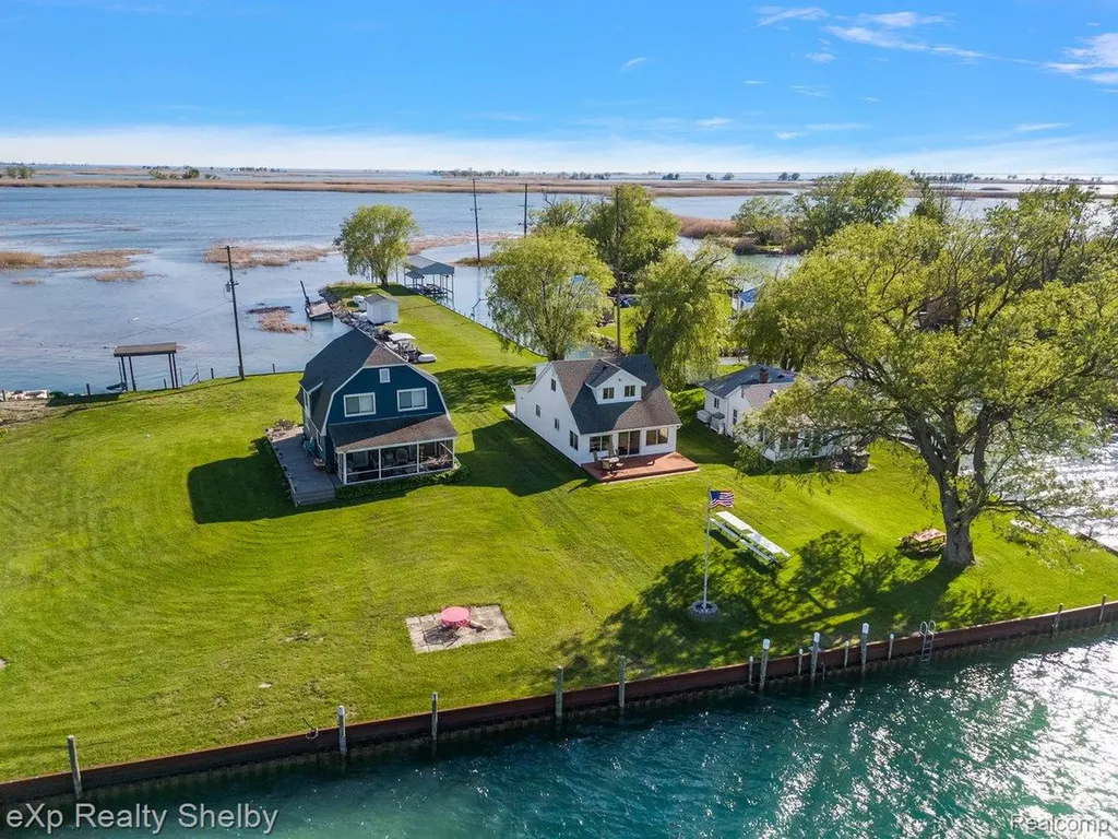 8395 N Channel - Harsens Island Clay Township MI 48001