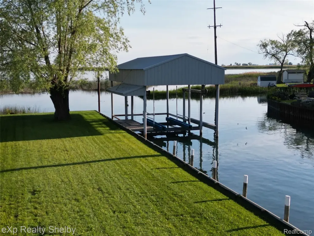 8395 N Channel - Harsens Island Clay Township MI 48001