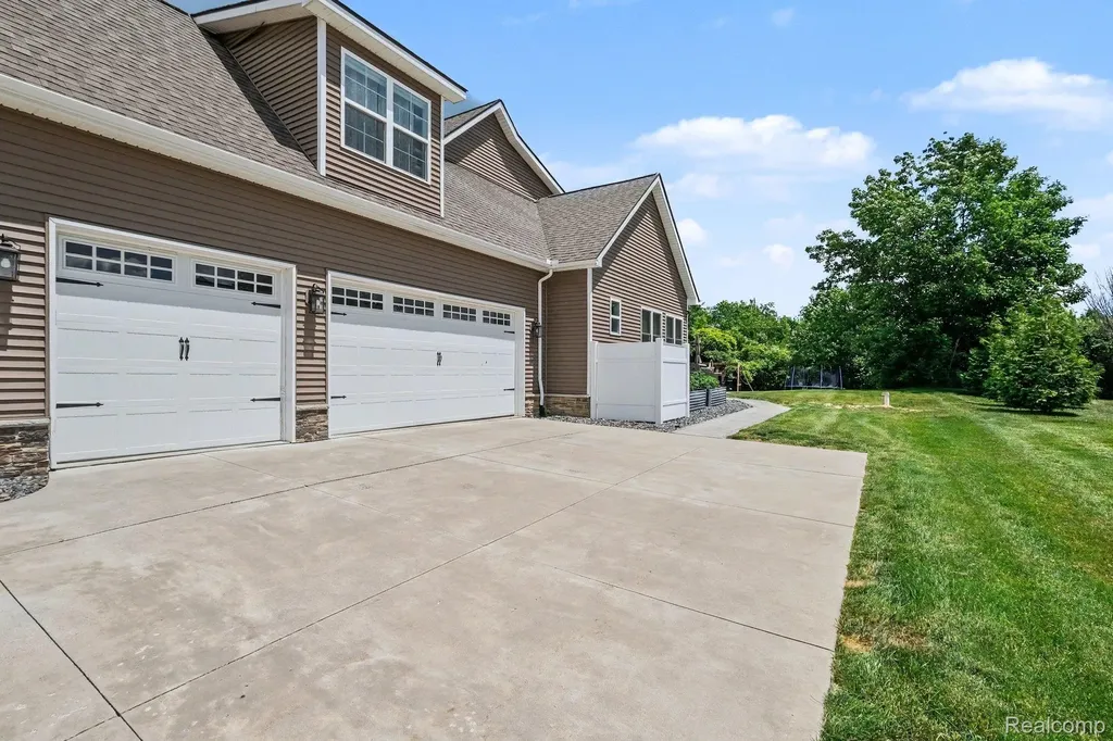 12365 Sugar Maple Drive Fenton Charter Township MI 48430