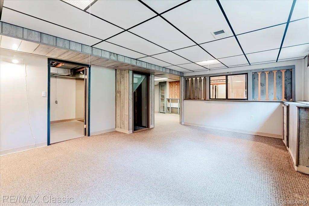 9039 Lake E Road Springfield Charter Township MI 48348