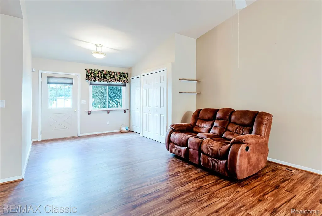 9039 Lake E Road Springfield Charter Township MI 48348