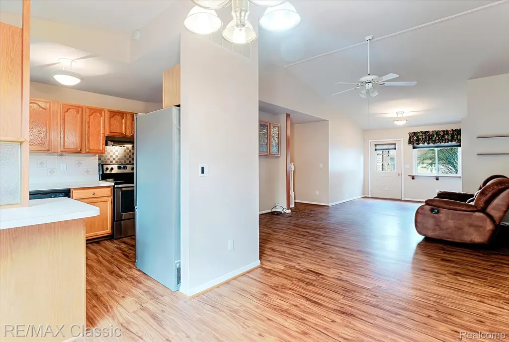 9039 Lake E Road Springfield Charter Township MI 48348