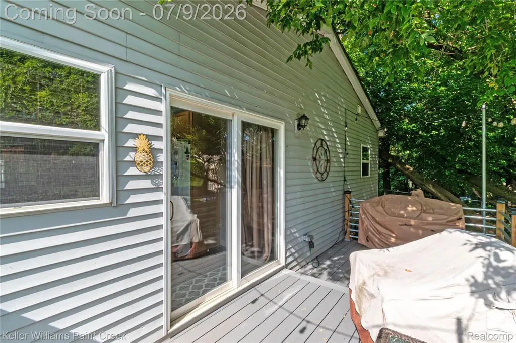 3155 Beaumont Drive Highland Charter Township MI 48356