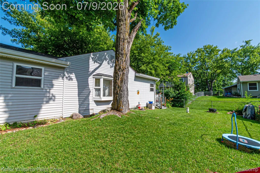 3155 Beaumont Drive Highland Charter Township MI 48356