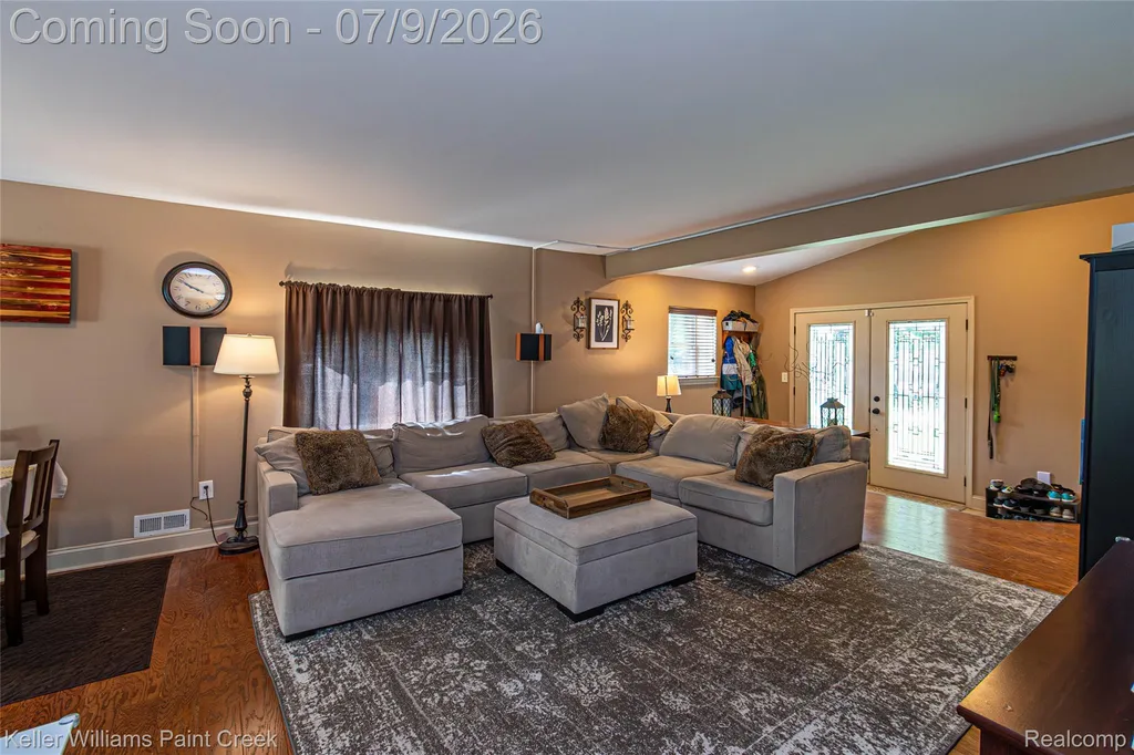3155 Beaumont Drive Highland Charter Township MI 48356