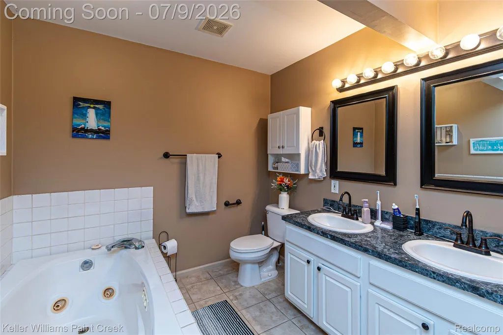 3155 Beaumont Drive Highland Charter Township MI 48356